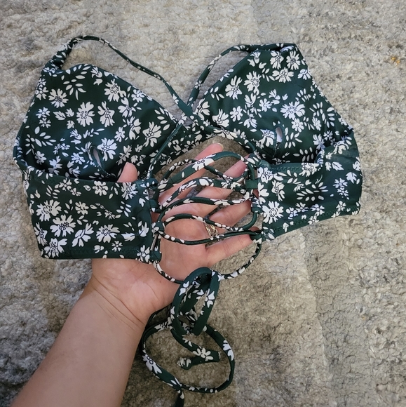 🟣 Green bikini top - Picture 4 of 4